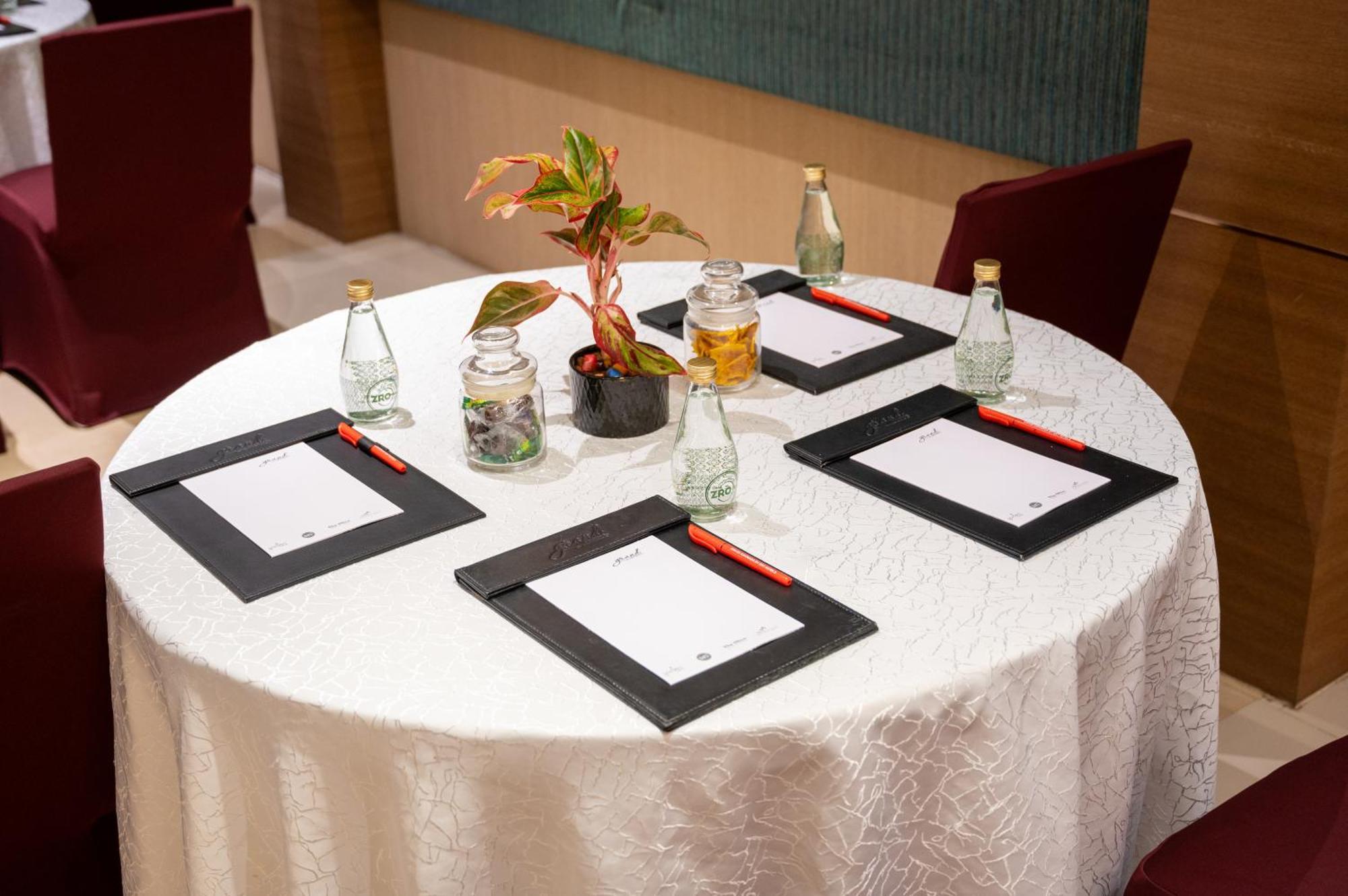 Grand Kakinada By Grt Hotels Экстерьер фото