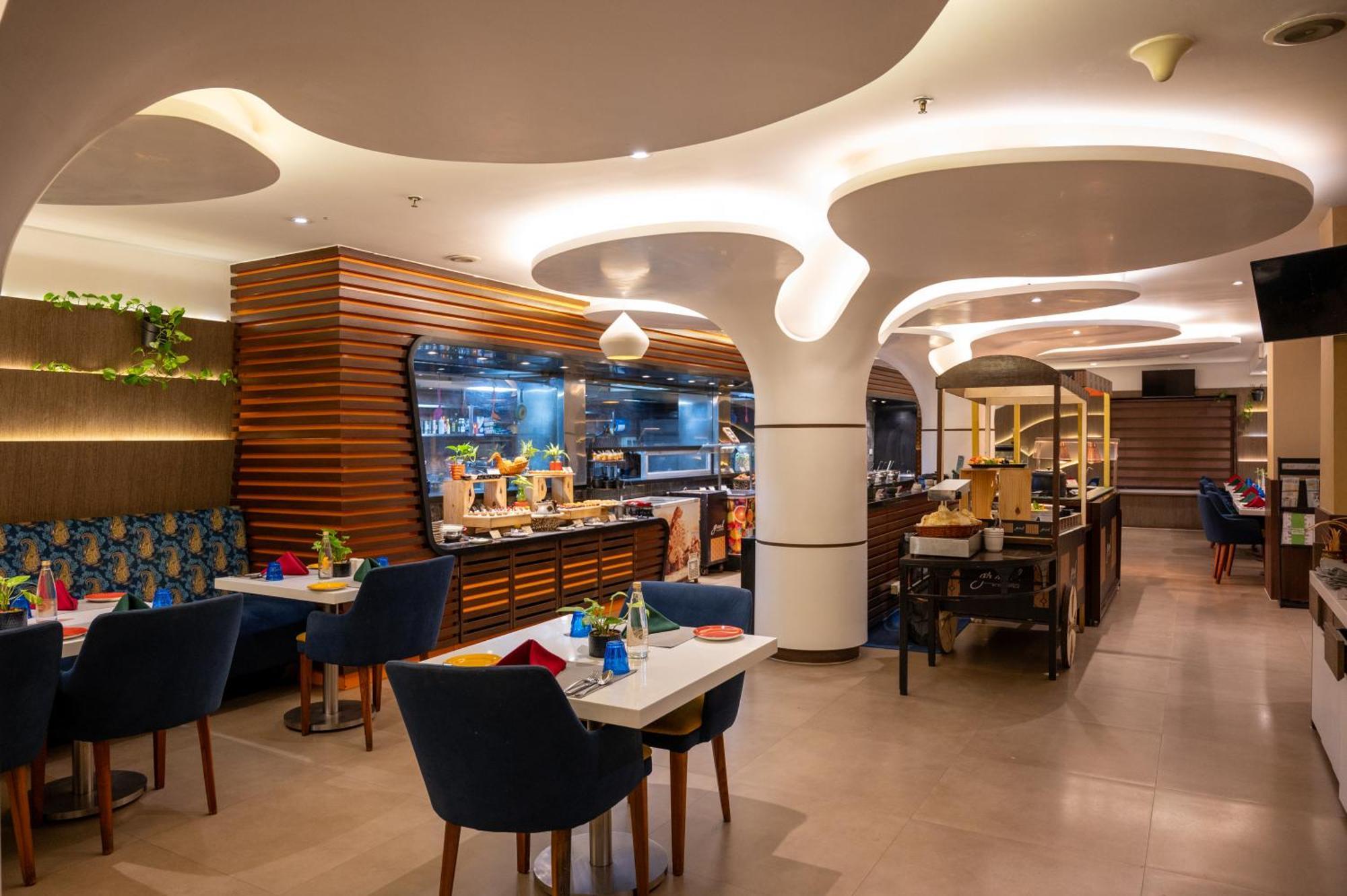 Grand Kakinada By Grt Hotels Экстерьер фото