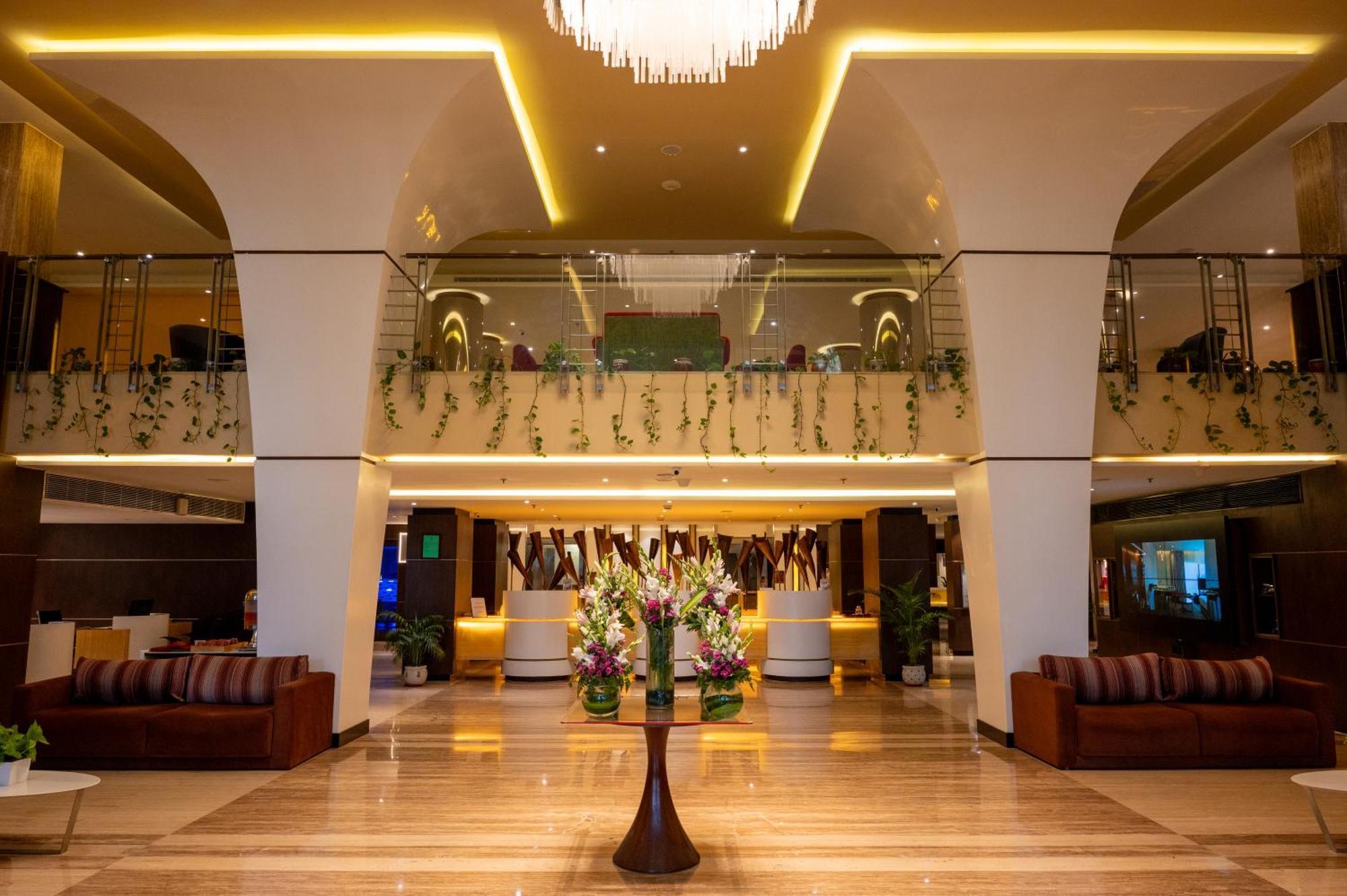Grand Kakinada By Grt Hotels Экстерьер фото