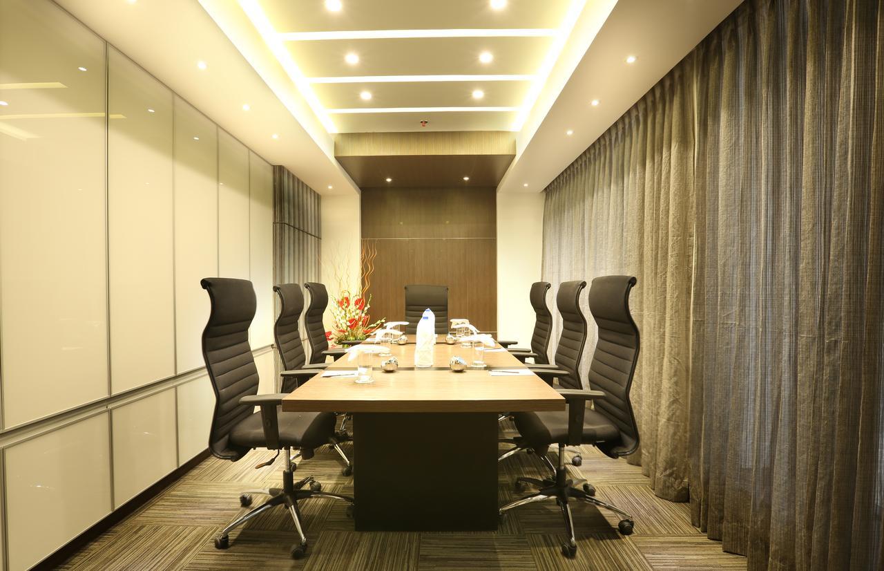 Grand Kakinada By Grt Hotels Экстерьер фото