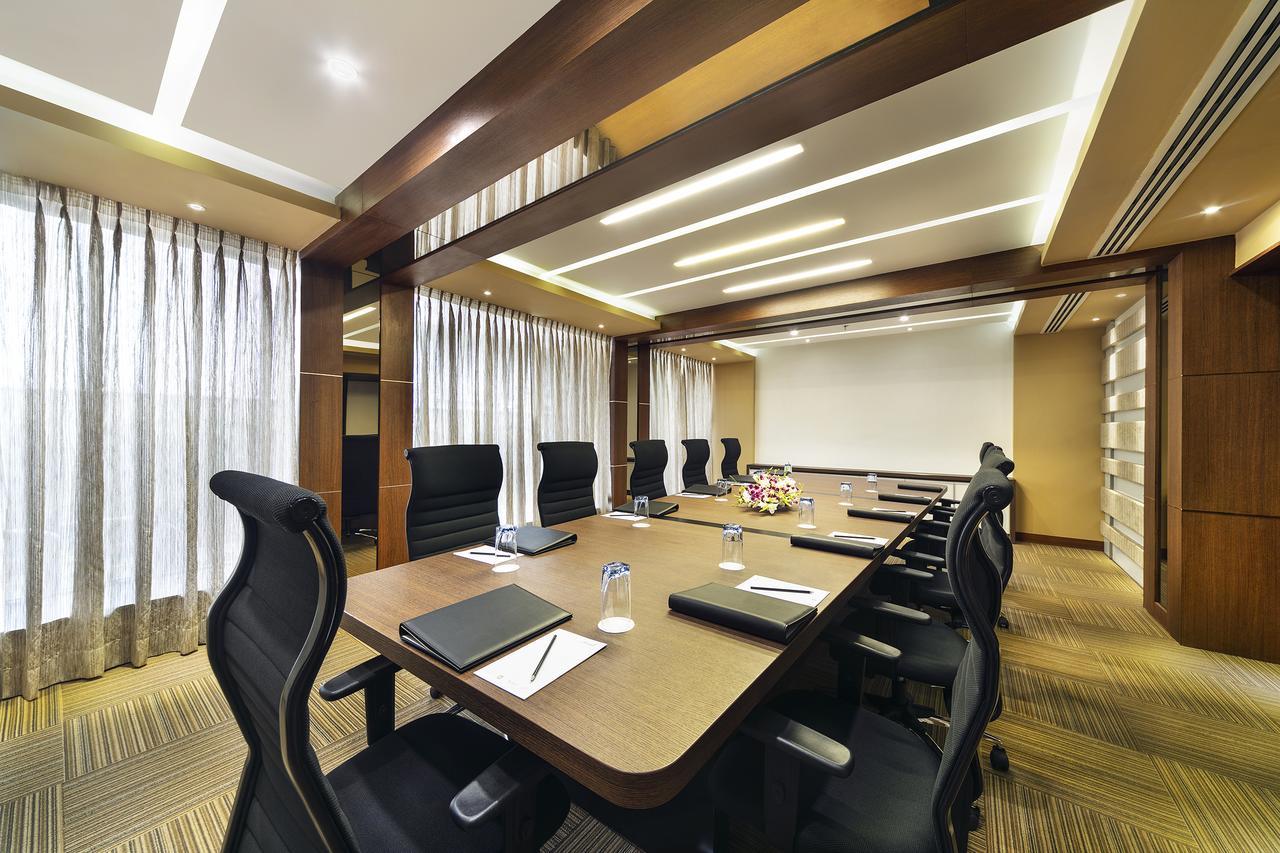 Grand Kakinada By Grt Hotels Экстерьер фото